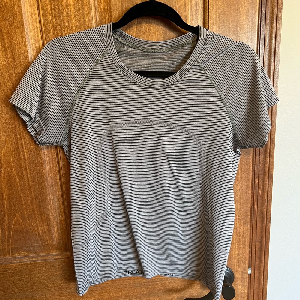 Lululemon short sleeve tech swiftly